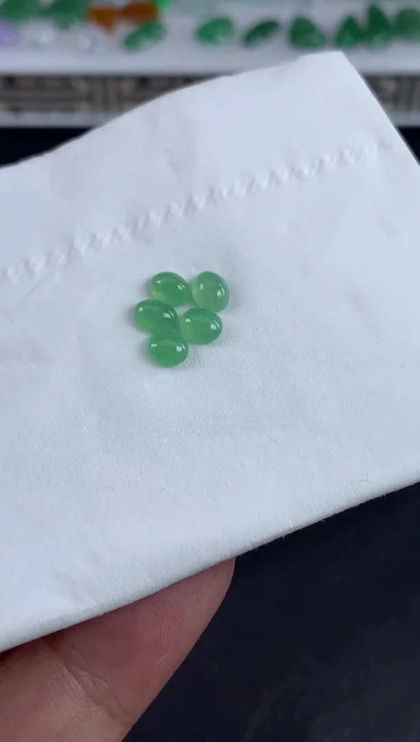 裸石翡翠多样性发一件