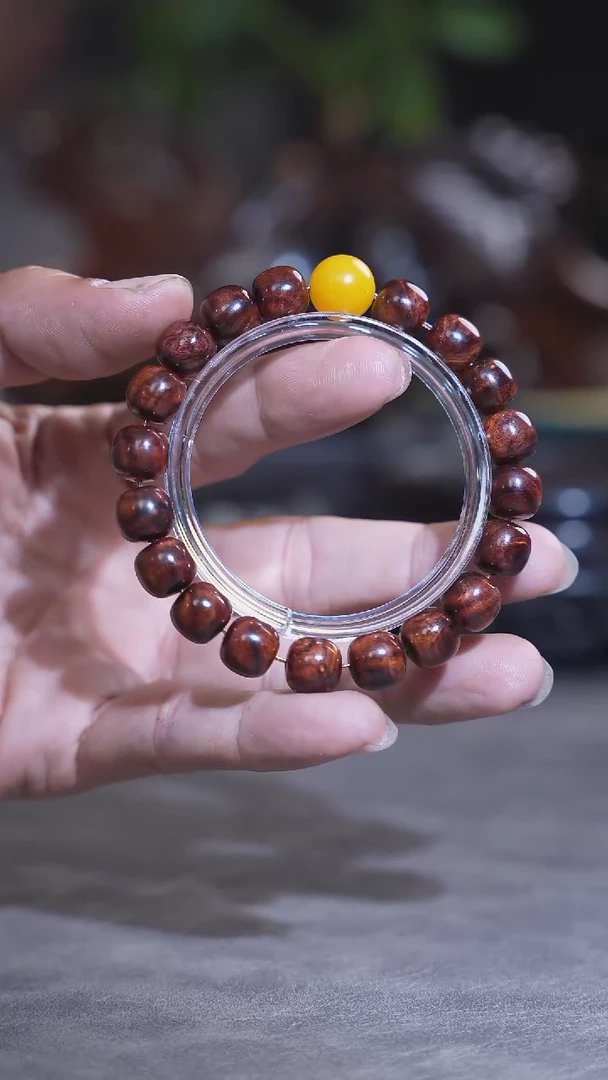 【闪购商品】黄花梨/降香黄檀手串海南黄花梨卡10＋