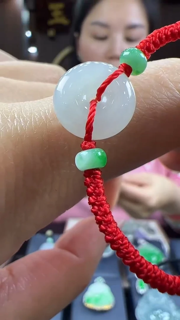 【闪购商品】翡翠挂件未镶嵌儿童手绳