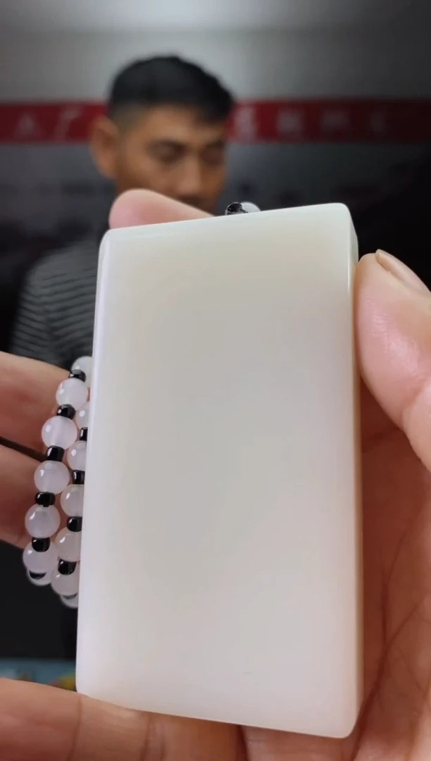 天然玉石未镶嵌颈饰8040039