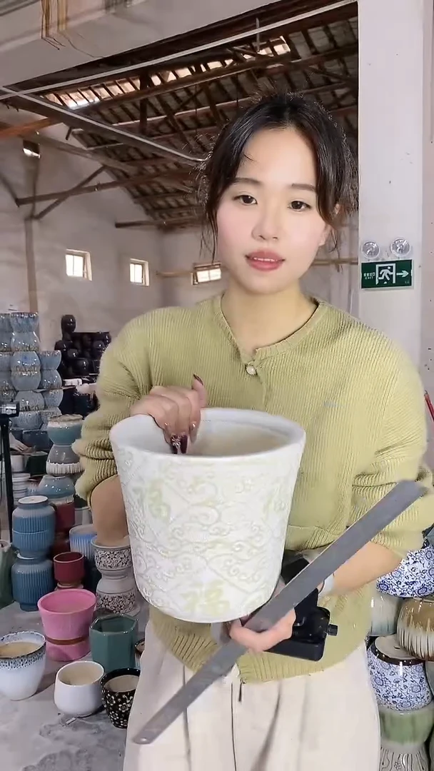 【闪购商品】陶瓷瑕疵 小蛮腰珍珠福中M