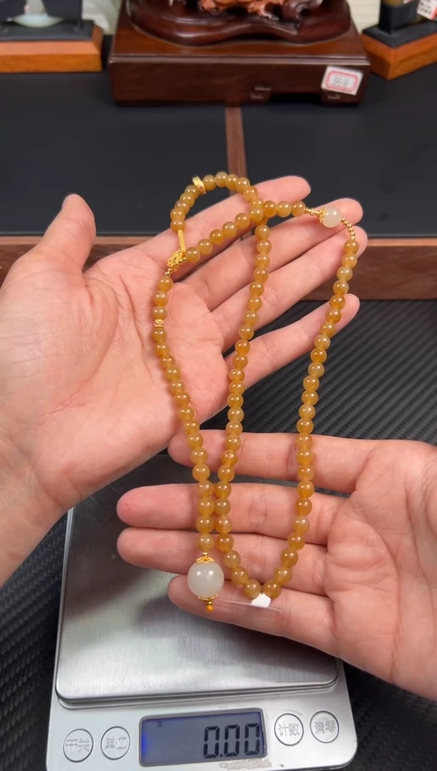 和田玉未镶嵌项链且末金山微色差卡6妈妈链