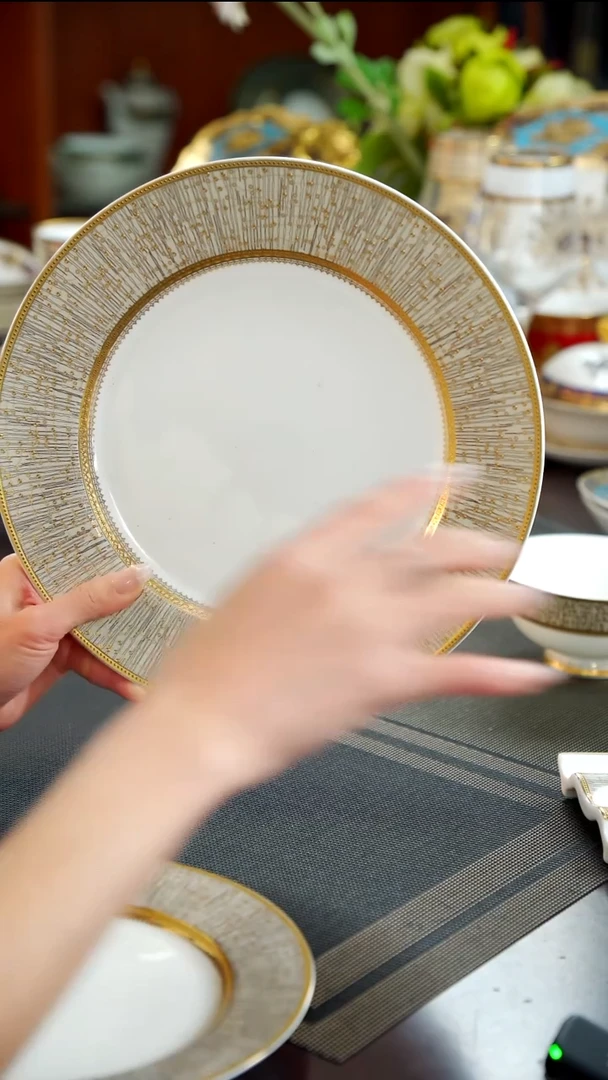 瓷片10.5寸平盘 福利