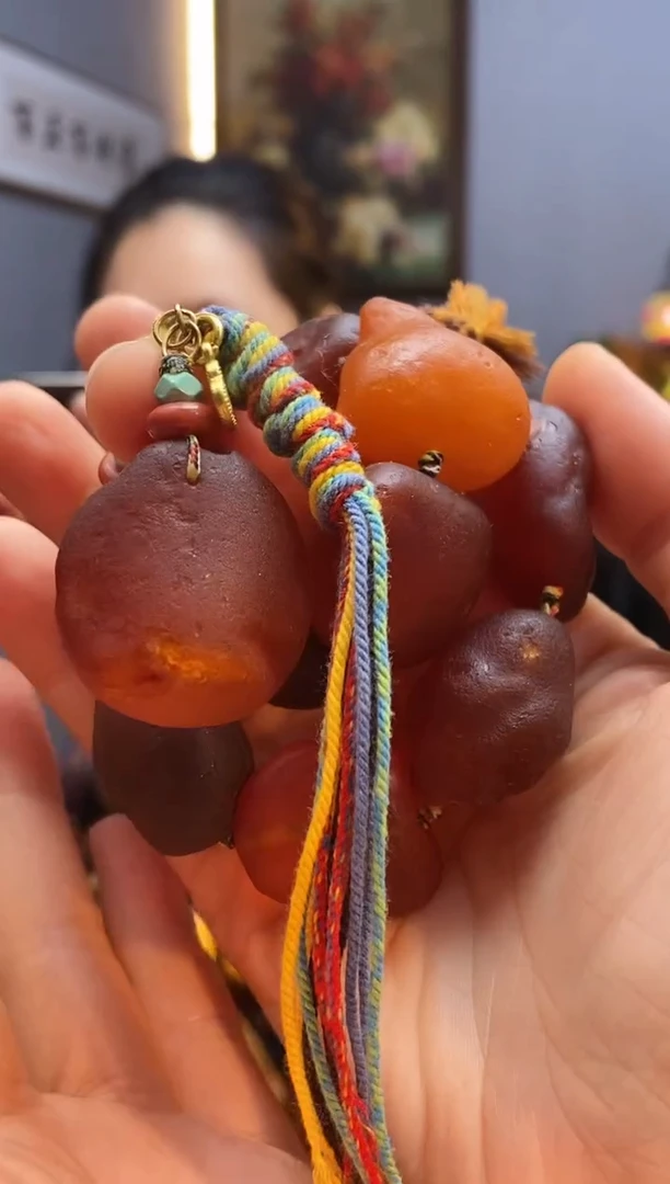 手链琥珀未镶嵌手持