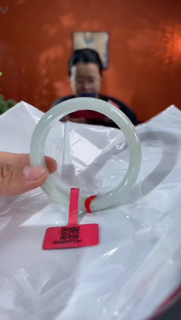 未镶嵌手镯翡翠翡翠手镯