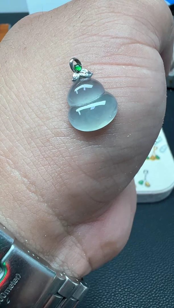 颈饰18K金镶嵌翡翠（31号链接）纯天然缅甸翡翠a货葫芦吊坠