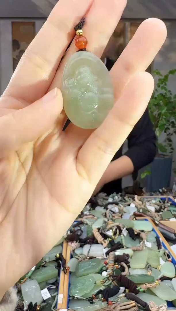 未镶嵌和田玉挂件拍一发一