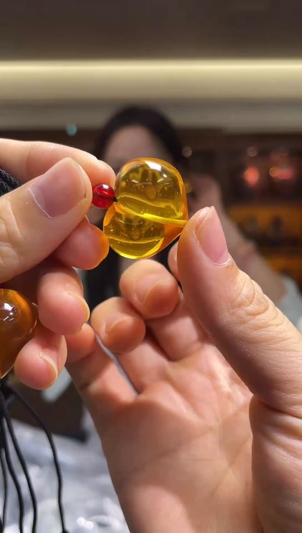 金珀颈饰未镶嵌（多样性发一件）