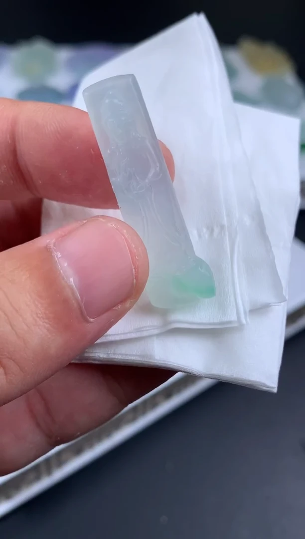 【闪购商品】定制翡翠未镶嵌翡翠