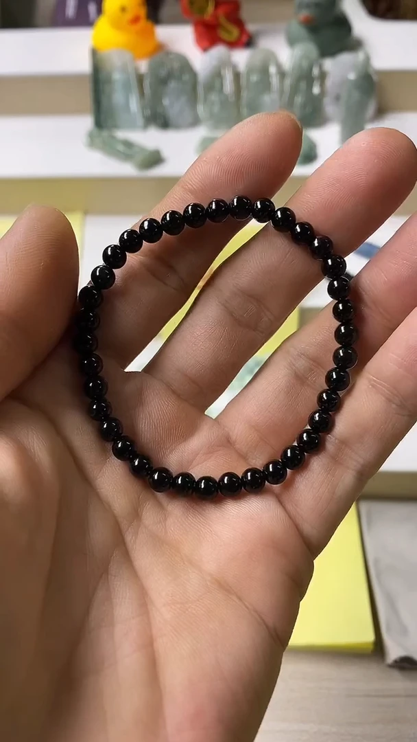 颈饰未镶嵌翡翠鄭*钱12