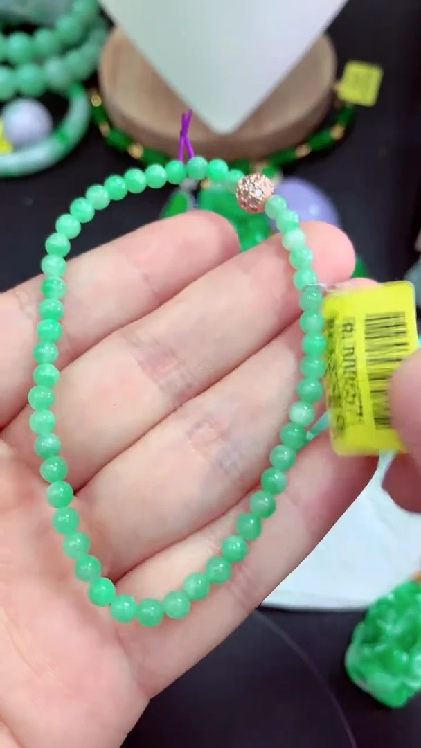 吊坠(不含链)未镶嵌翡翠手串