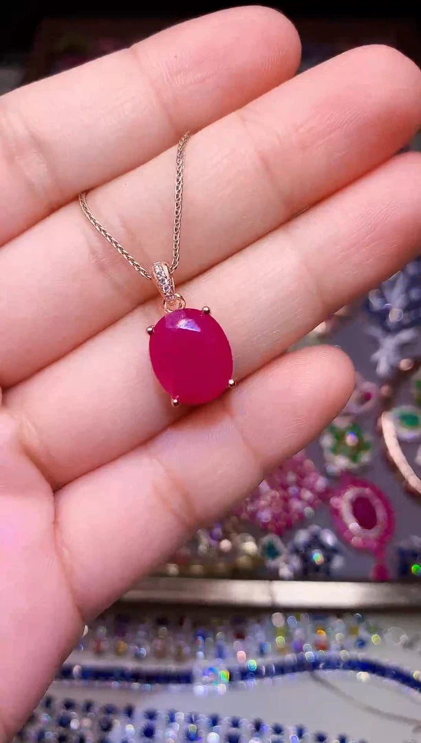 颈饰银S925镶嵌红宝石....