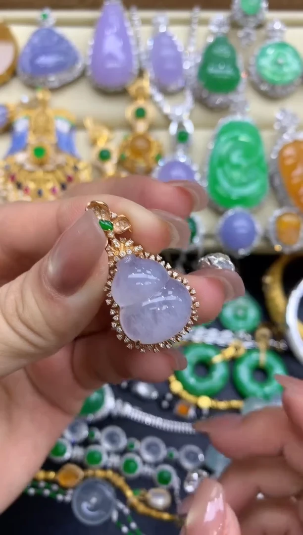 颈饰18K金镶嵌翡翠398-中国好珍宝