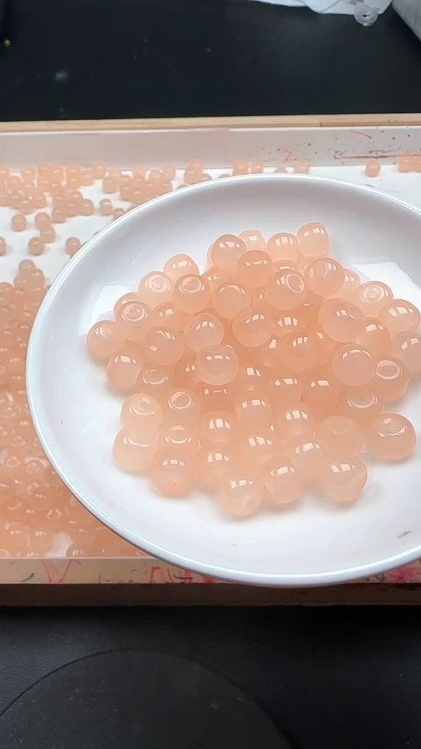 未镶嵌和田玉珠宝半成品藕粉N433卡6*8MM15颗