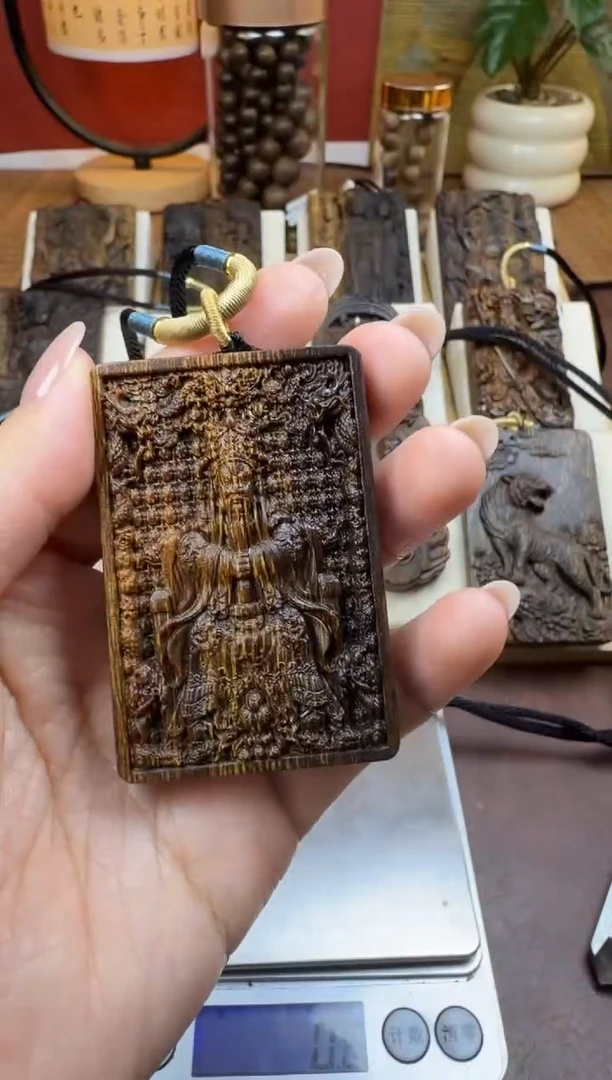 木木雕款芽庄  龙五爷 6cm 送养香瓶