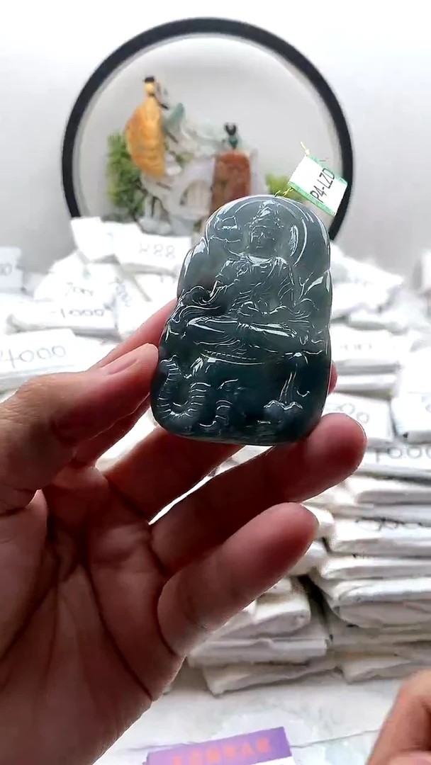 颈饰未镶嵌翡翠普贤