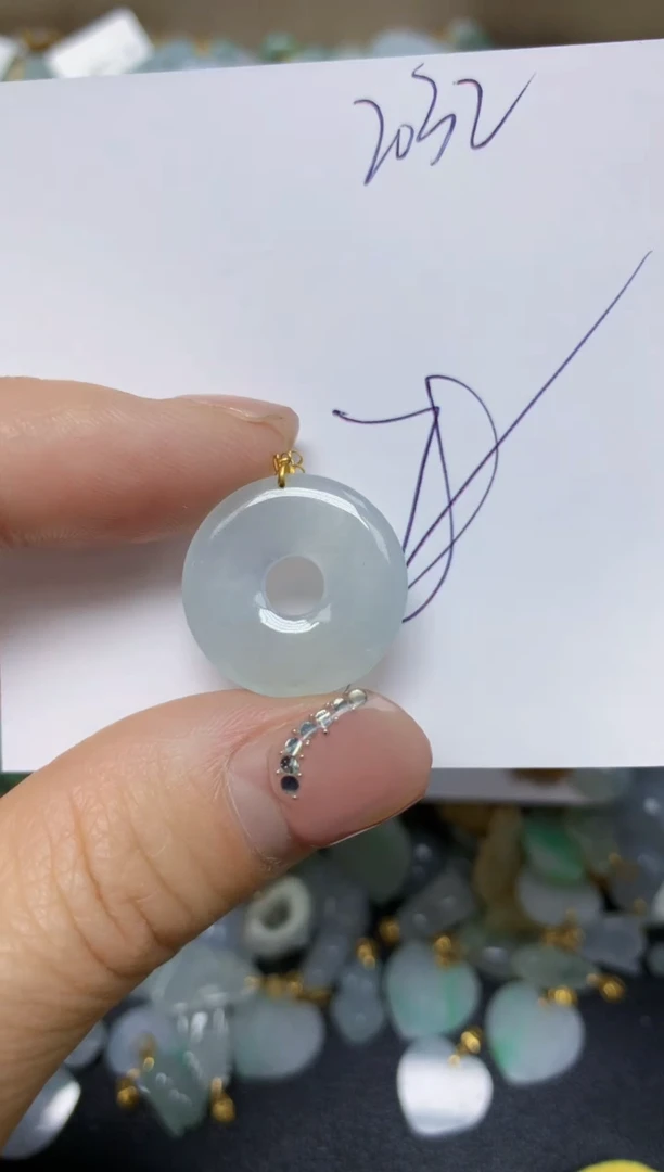 【闪购商品】翡翠挂件18K金镶嵌 天然翡翠A货