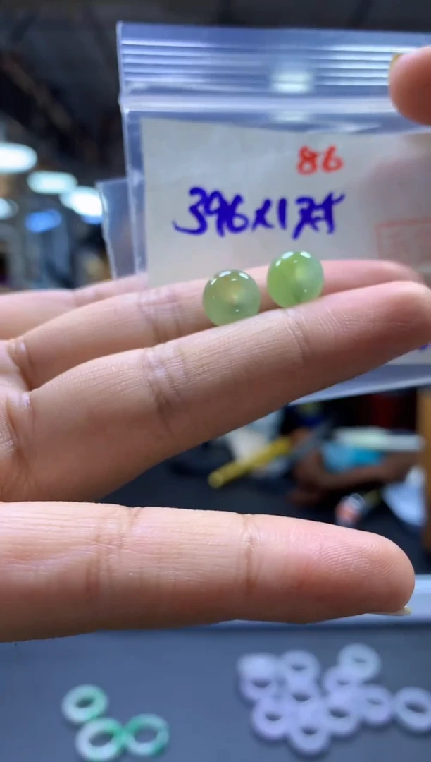 未镶嵌定制翡翠扣子#396元-毛货需精细抛光
