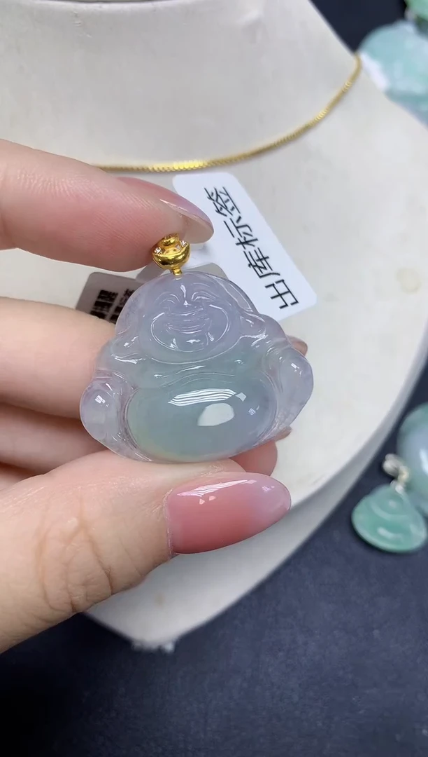 颈饰18K金镶嵌翡翠天然缅甸翡翠A货多样性发一件