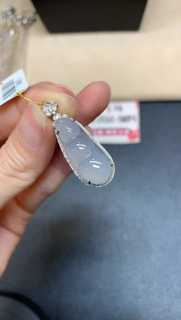 【闪购商品】翡翠颈饰18K金镶嵌【无鉴赏期多样性发其一