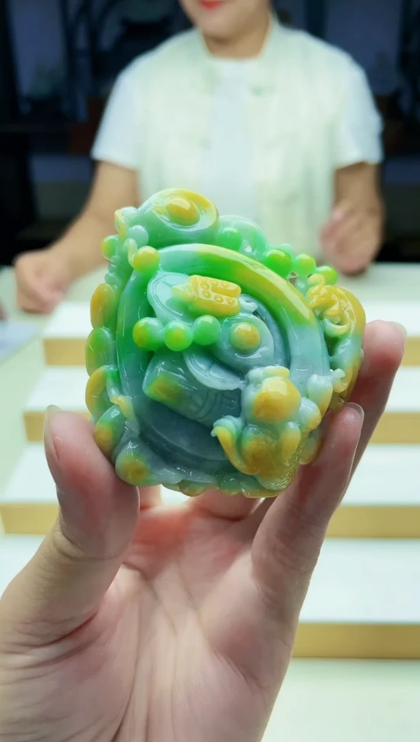 未镶嵌定制翡翠毛货09240155