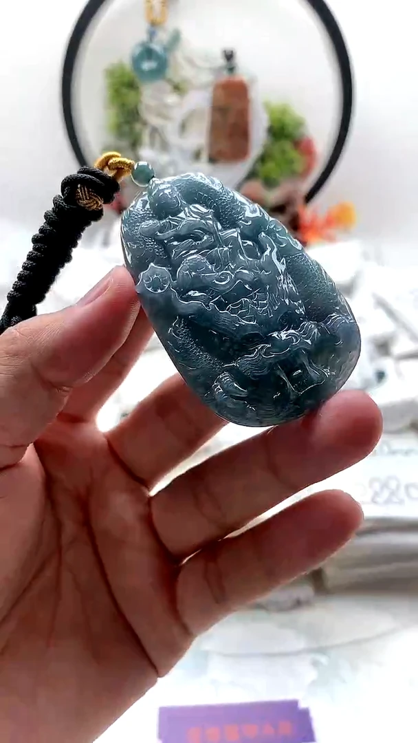 颈饰未镶嵌翡翠普贤