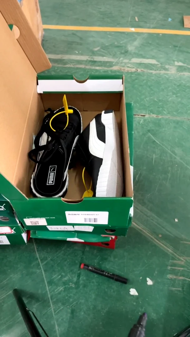 彪马时尚休闲运动鞋37M   NN141