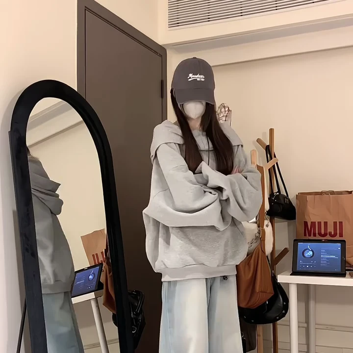 灰色一字领卫衣女装秋季新款连帽设计感大口袋长袖套头上衣外套潮