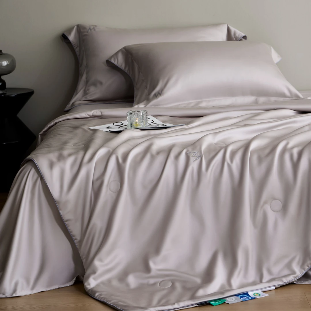 【豆爸专享】MARKCROSS超细旦冷凝丝填充中长蚕丝夏被四件/巴黎印象