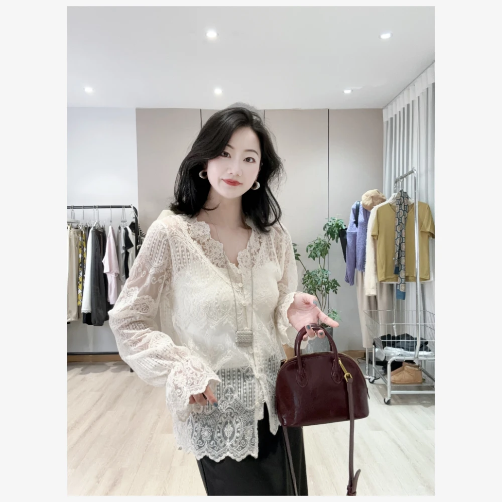 丽丽穿搭【睫毛蕾丝】软糯舒适 法式镂空蕾丝小开衫女内搭