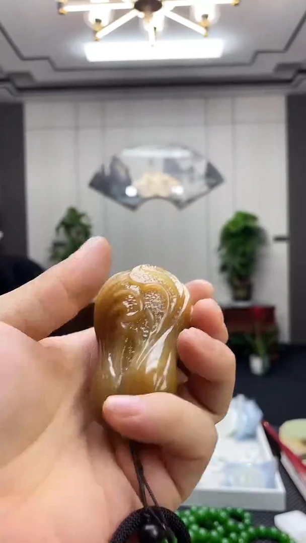 和田玉未镶嵌挂件瑕疵多样性发货任意一件