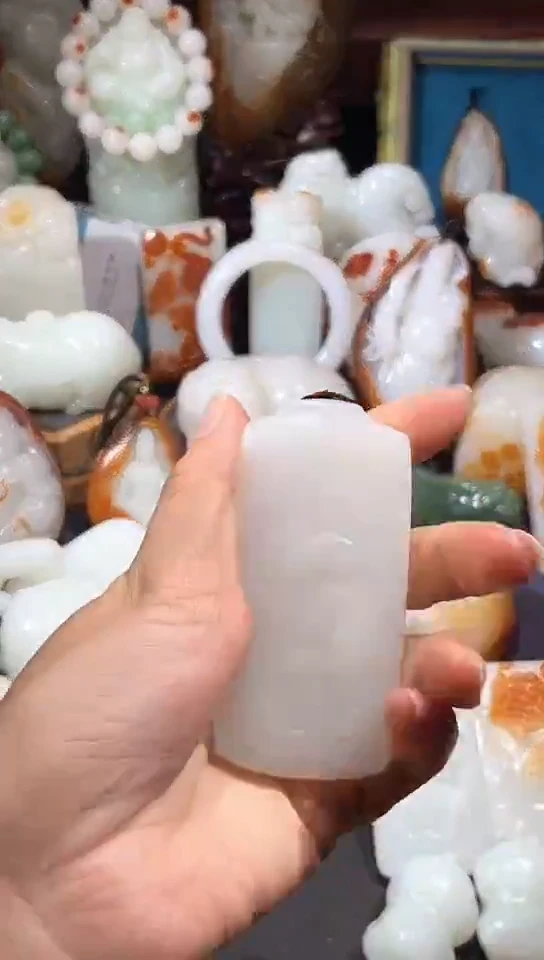 未镶嵌和田玉挂件精品