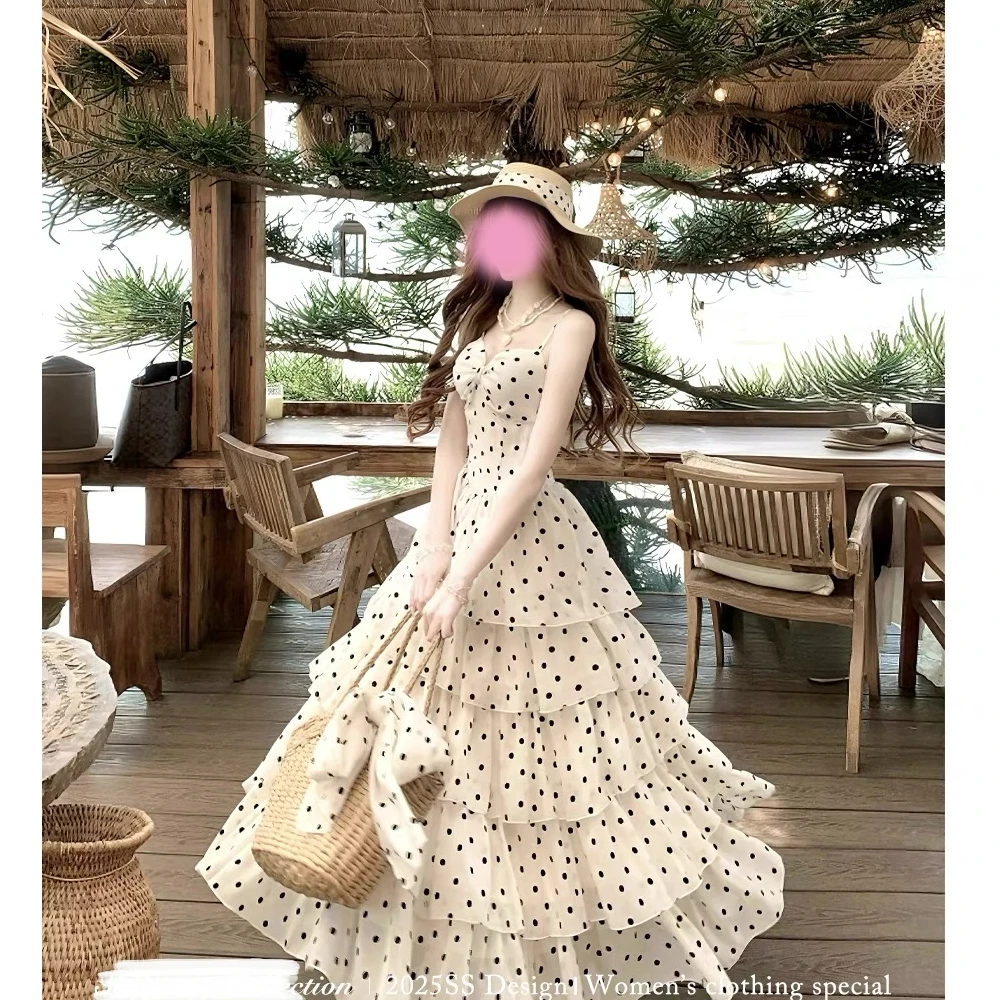 SISI法式度假风优雅温柔波点收腰显瘦吊带连衣裙女夏季新款长裙子