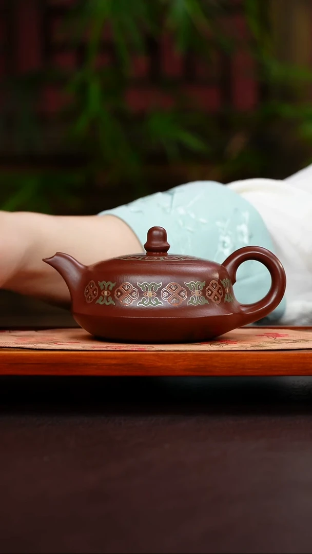 茶壶紫砂嵌银 曲壶 紫袍玉砂