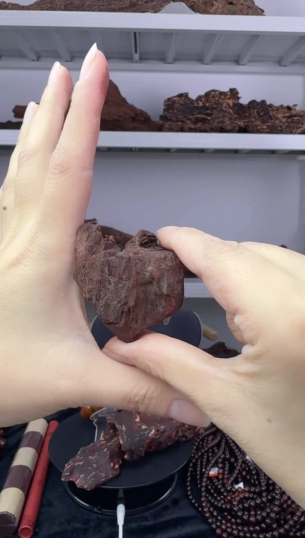 降真香海南红降红降花梨公随型原料16g