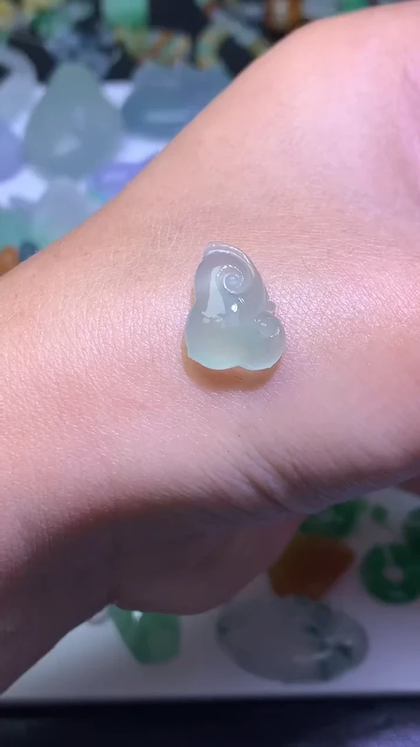 未镶嵌定制翡翠毛货