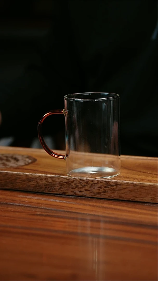 【闪购商品】个人绿茶杯唬迫色300毫升