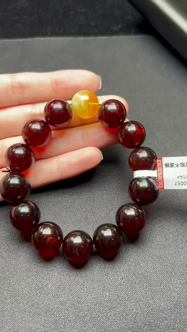 【闪购商品】琥珀手串未镶嵌HBML000057