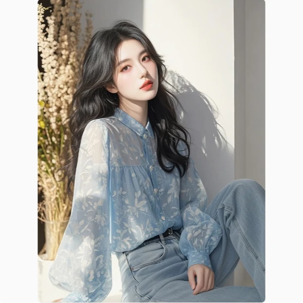 2025早春别致漂亮小衫好看独特漂亮设计感小众蓝色碎花灯笼袖衬衫