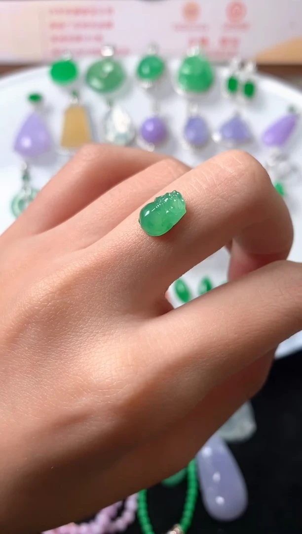 未镶嵌定制翡翠裸石（镶嵌定制）