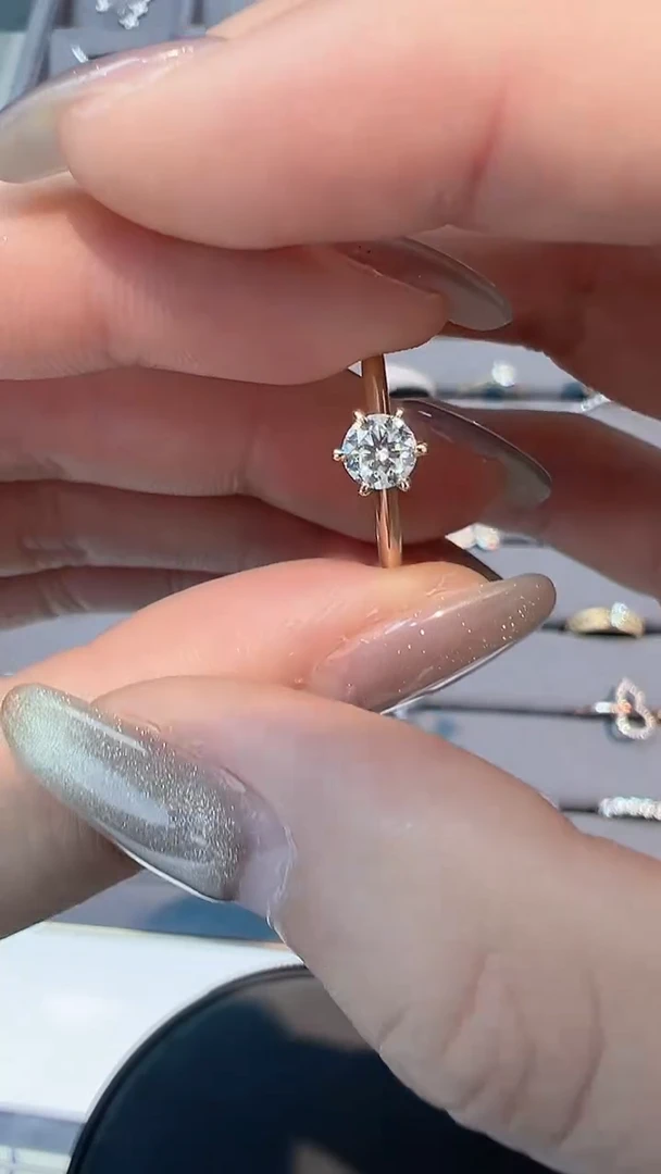 【闪购商品】钻石戒指/指环18K金镶嵌多样性发一