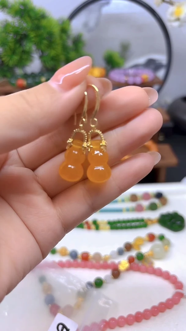 14K金镶嵌翡翠耳饰E660