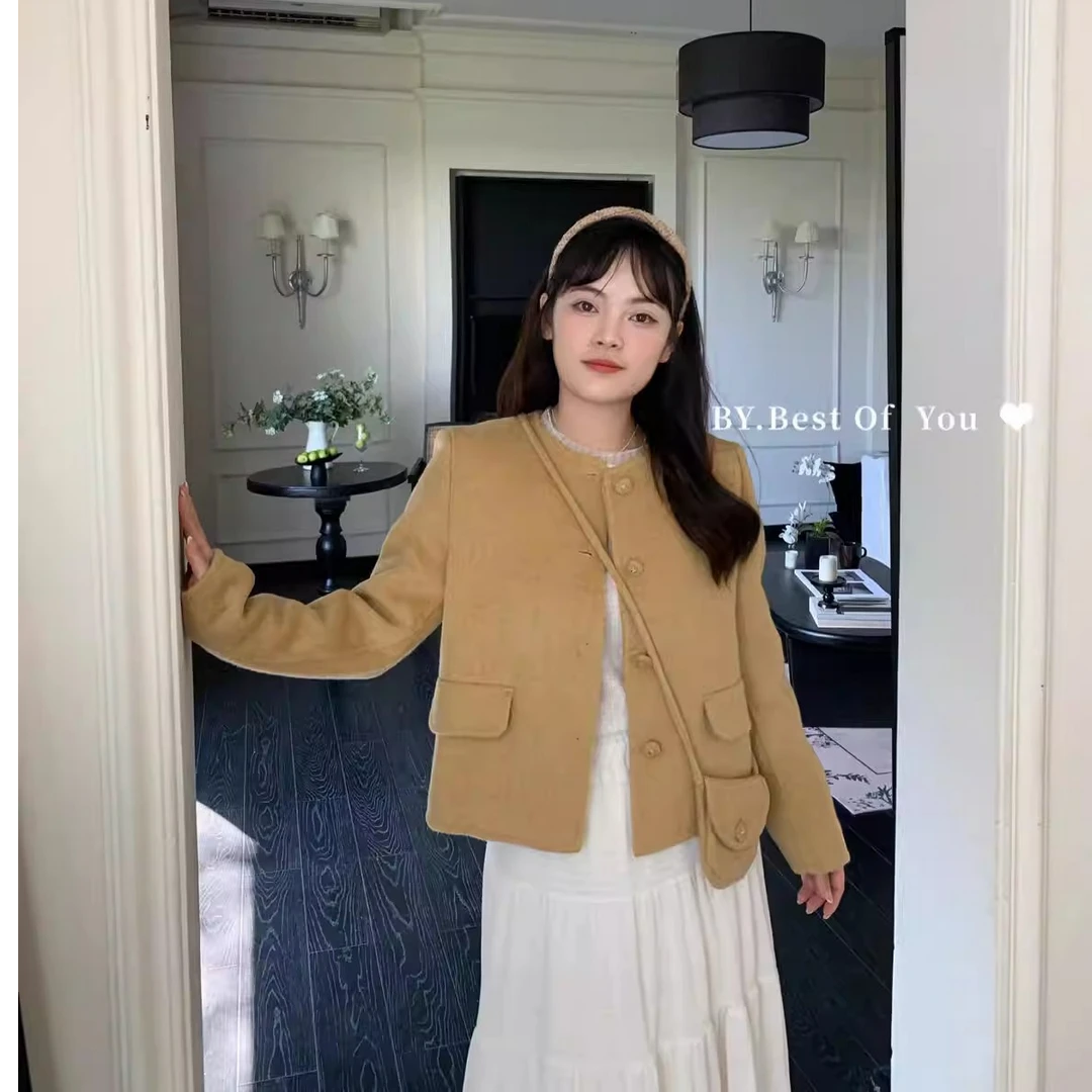 2025小香风圆领羊毛短外套短外套秋冬女毛呢外套气质上衣6017