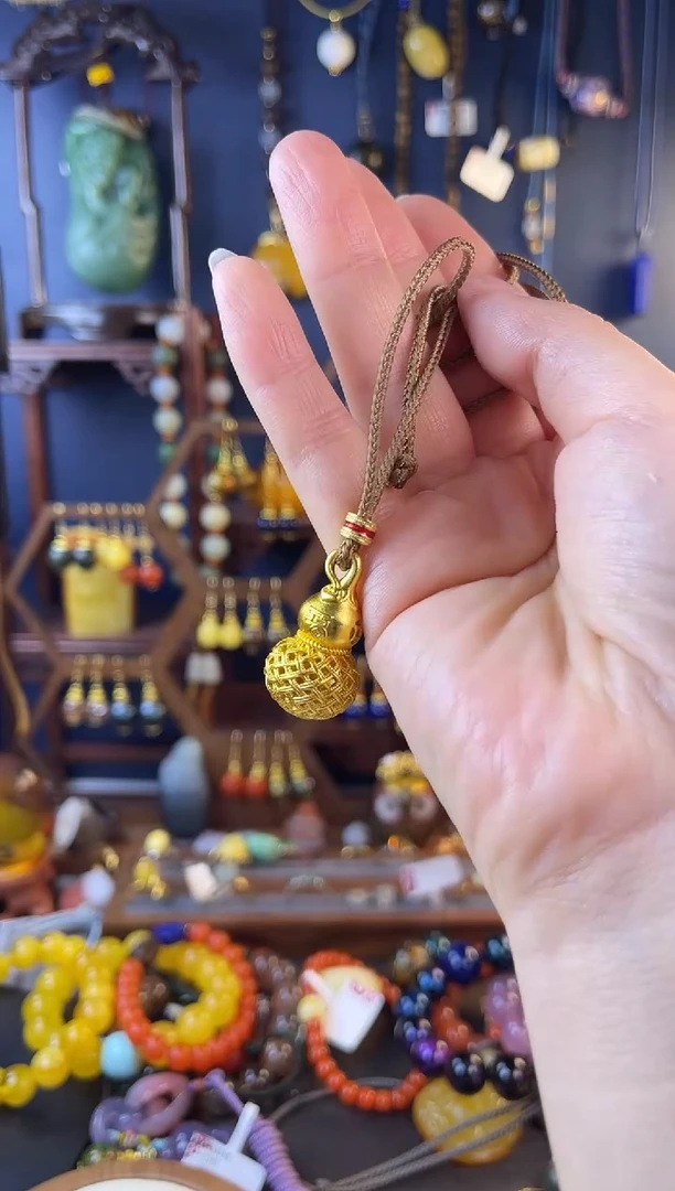 珐琅镂空小葫芦吊坠