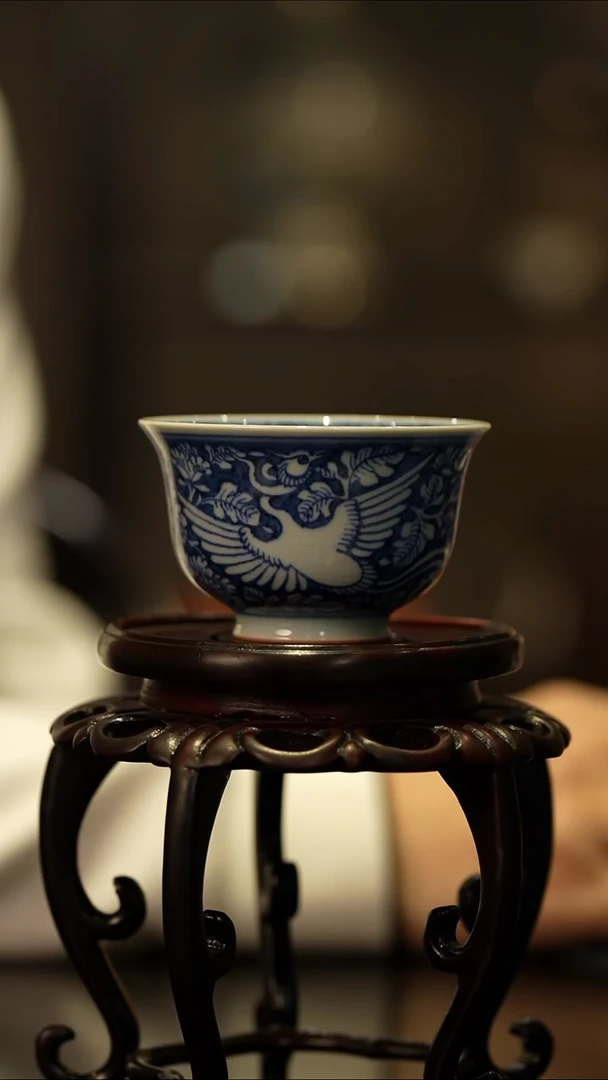 浮**茶沁园青枫蓝底凤纹主人杯