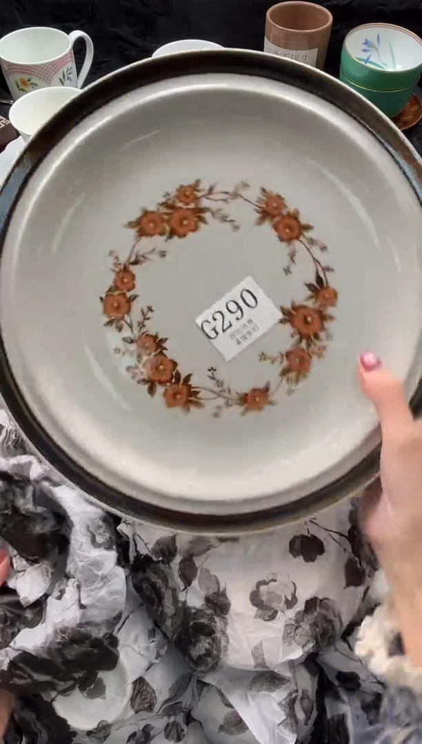 瓷片一****挞       G290