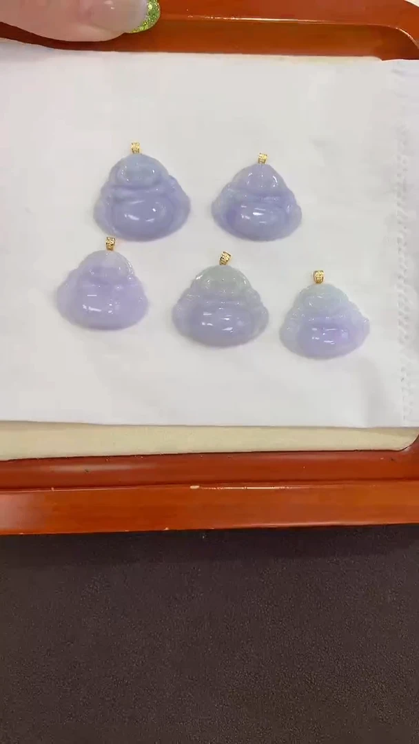 颈饰18K金镶嵌翡翠天然缅甸a货糯种小佛多样性发其一有色差