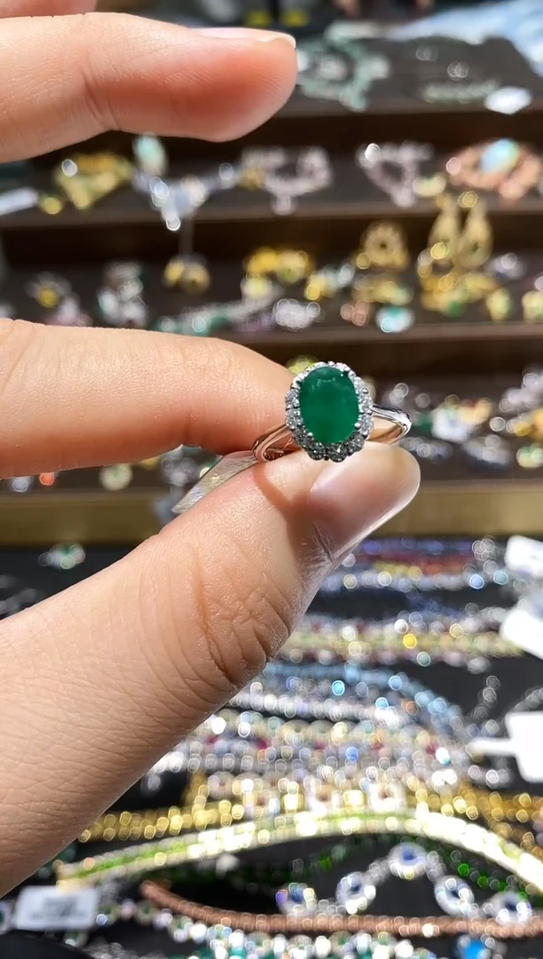 【闪购商品】祖母绿戒指银S925镶嵌戒指