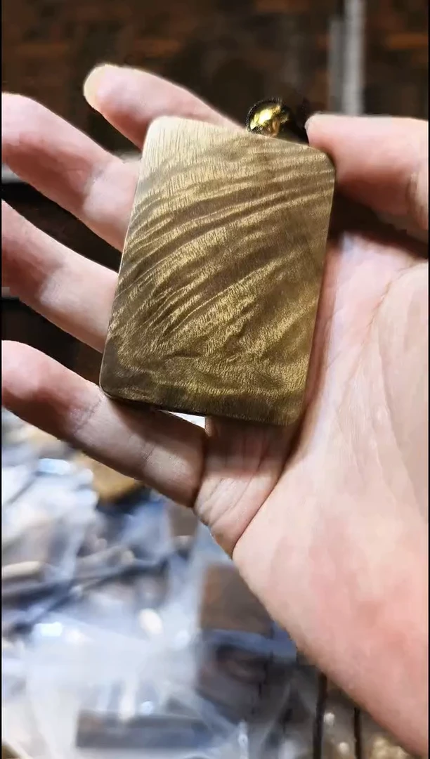 金丝楠无事牌手把件