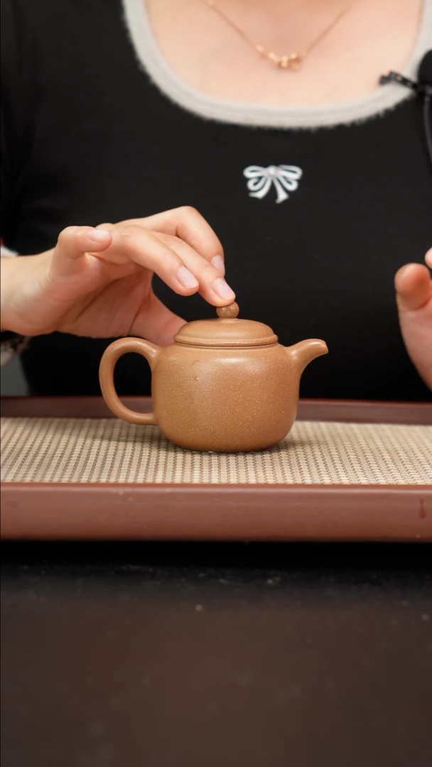 【闪购商品】紫砂茶壶金朱段匏尊160